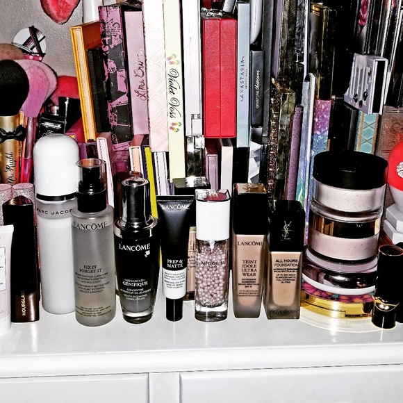 Meet your Posher, Tiffany - Picture 3 of 8